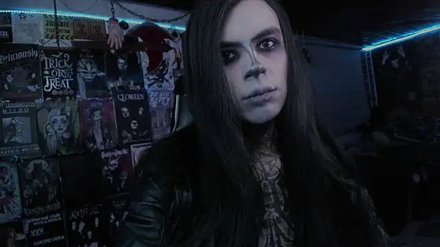 Snapshot of rotten_dreams chatting on 11-05-25, 11:27 rotten dreams online show from 11-05-25, 11:27