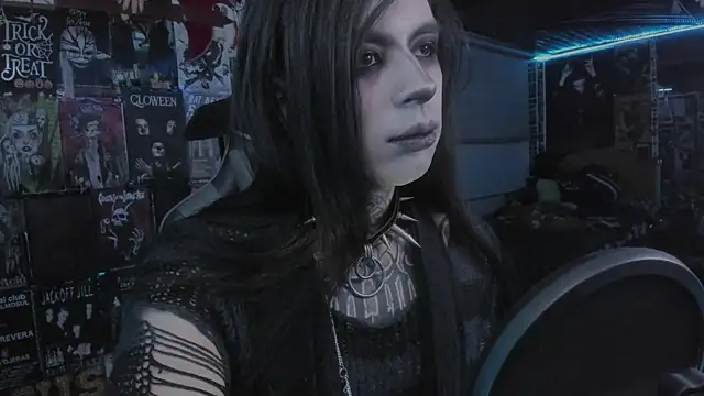 Snapshot of rotten_dreams chatting on 11-11-25, 11:16 rotten dreams online show from 11-11-25, 11:16