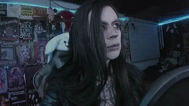 Snapshot of rotten_dreams chatting on 01-13-26, 11:21 rotten dreams online show from 01-13-26, 11:21