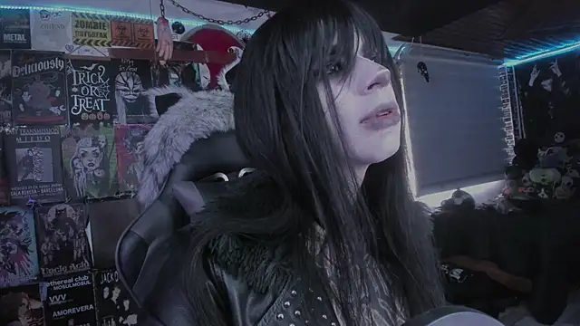 Snapshot of rotten_dreams chatting on 02-26-26, 07:35 rotten dreams online show from 02-26-26, 07:35