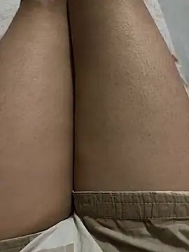 Snapshot of slust64 chatting on 10-07-25, 06:16 slust64 online show from 10-07-25, 06:16