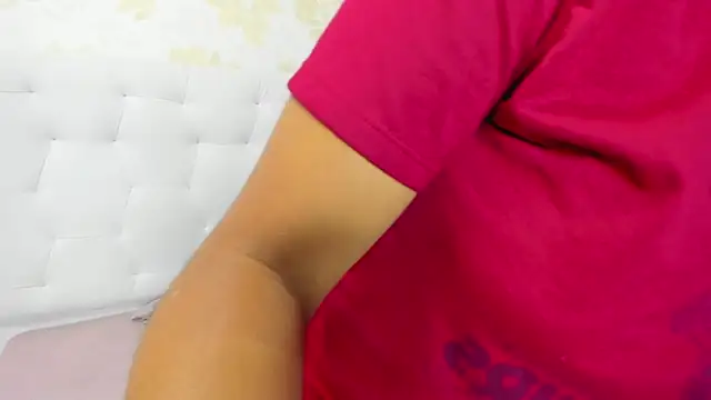 Snapshot of MELINAMARTINS chatting on 01-09-26, 07:26 MELINAMARTINS online show from 01-09-26, 07:26