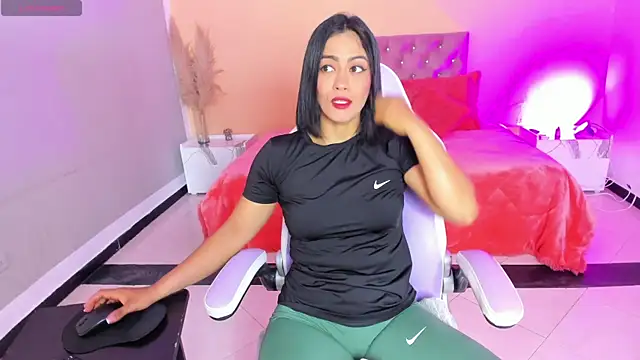 cristal crossfitx online show from 11-19-25, 10:04