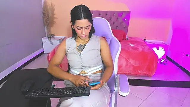 cristal crossfitx online show from 12-15-25, 10:19