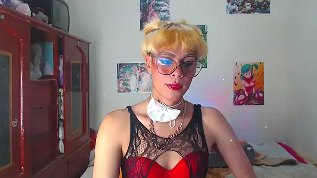 Snapshot of mchissexx chatting on 12-16-25, 07:19 mchissexx online show from 12-16-25, 07:19
