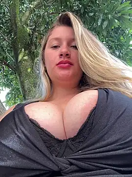 Snapshot of aurora_coldd chatting on 02-07-26, 02:21 aurora coldd online show from 02-07-26, 02:21