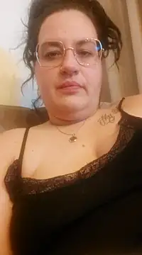 Snapshot of justtess chatting on 03-09-25, 02:18 justtess online show from 03-09-25, 02:18