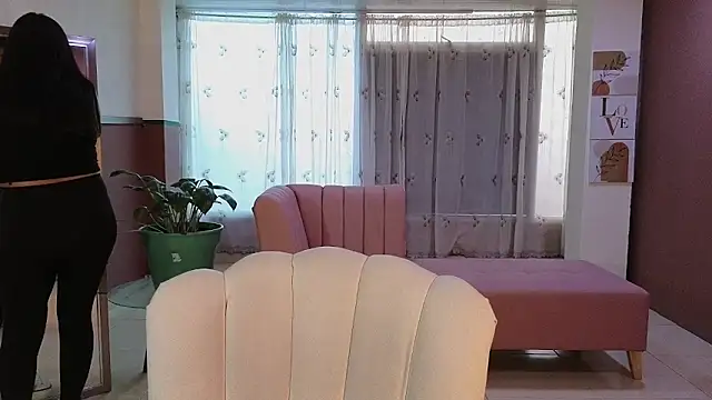 Snapshot of sweet_ahinara chatting on 12-04-25, 07:11 sweet ahinara online show from 12-04-25, 07:11