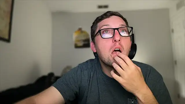 Milflover96 online show from 10-12-25, 02:32