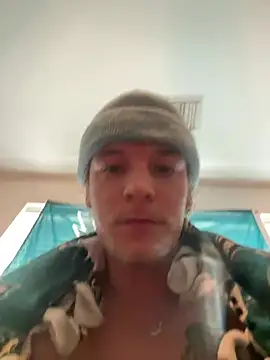 Snapshot of theycallmes3x chatting on 02-16-25, 05:37 theycallmes3x online show from 02-16-25, 05:37