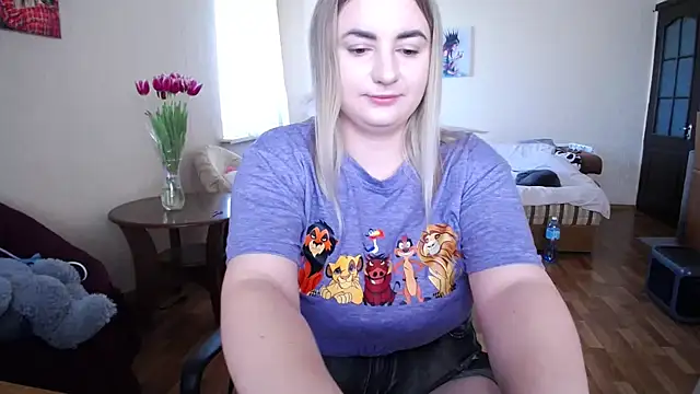 Snapshot of YourSwetiwGirl chatting on 03-13-26, 10:11 YourSwetiwGirl online show from 03-13-26, 10:11