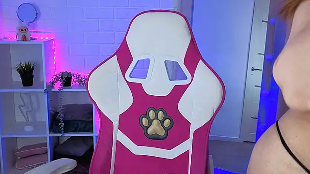 SweetieAngela online show from 12-04-25, 02:26