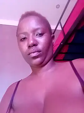 Snapshot of Coco_Nile chatting on 02-13-25, 05:58 Coco Nile online show from 02-13-25, 05:58