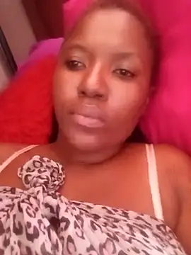 Snapshot of Coco_Nile chatting on 02-23-25, 11:33 Coco Nile online show from 02-23-25, 11:33