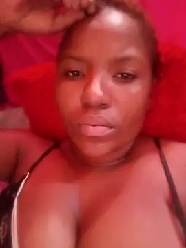 Snapshot of Coco_Nile chatting on 02-24-25, 02:58 Coco Nile online show from 02-24-25, 02:58