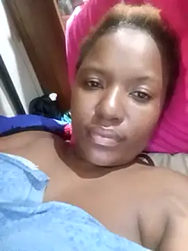 Snapshot of Coco_Nile chatting on 03-19-25, 08:00 Coco Nile online show from 03-19-25, 08:00