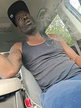 Snapshot of birdg chatting on 10-02-25, 01:29 birdg online show from 10-02-25, 01:29