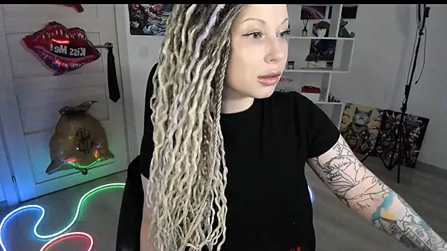 HoneySallyMoore online show from 05-03-26, 07:09