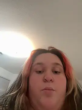 Snapshot of lilhead1400 chatting on 02-26-25, 04:25 lilhead1400 online show from 02-26-25, 04:25