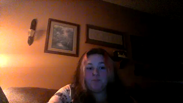 Snapshot of lilhead1400 chatting on 03-10-25, 05:43 lilhead1400 online show from 03-10-25, 05:43