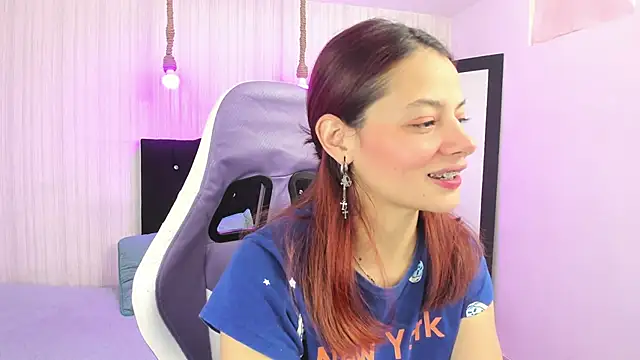 Snapshot of nicky_angel1 chatting on 01-14-26, 06:57 nicky angel1 online show from 01-14-26, 06:57