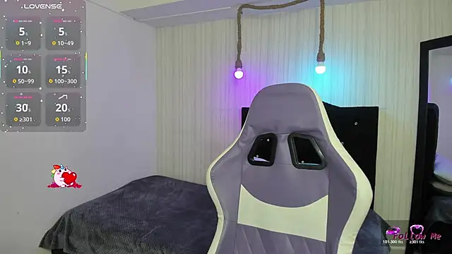 Snapshot of nicky_angel1 chatting on 03-13-26, 01:29 nicky angel1 online show from 03-13-26, 01:29