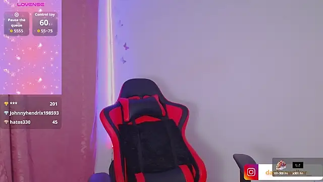 Daphnewalker   online show from 09-15-25, 06:57