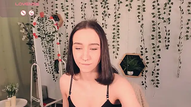 Snapshot of Smoke_of_soul_ chatting on 03-16-25, 02:00 Smoke of soul  online show from 03-16-25, 02:00