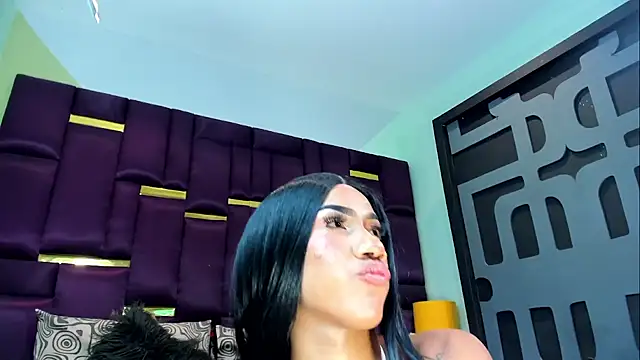 Snapshot of AntoniSantoss chatting on 03-19-25, 02:16 AntoniSantoss online show from 03-19-25, 02:16