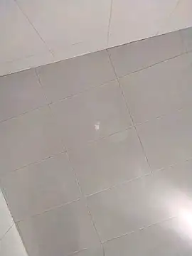 Snapshot of oscarshow24 chatting on 02-27-25, 06:31 oscarshow24 online show from 02-27-25, 06:31