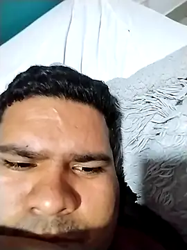 Snapshot of oscarshow24 chatting on 02-28-25, 01:47 oscarshow24 online show from 02-28-25, 01:47