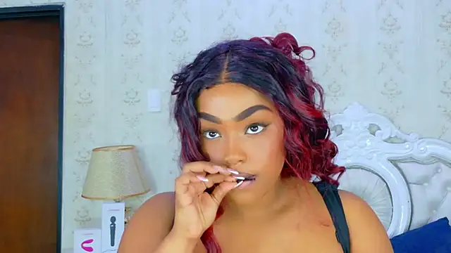 TianahGlow online show from 11-08-25, 08:51