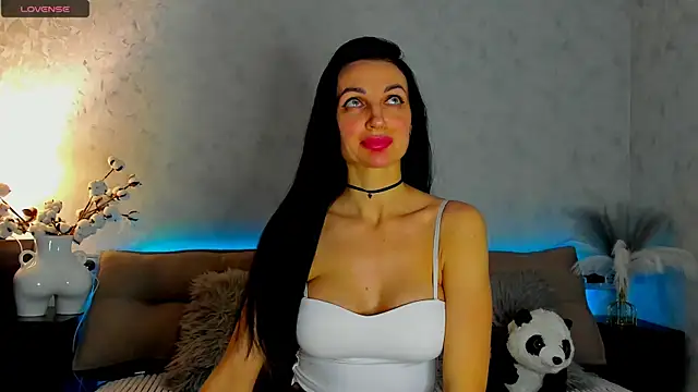 Tina Mart online show from 02-17-26, 07:42