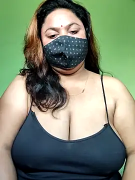 rani130 online show from 02-18-26, 01:45