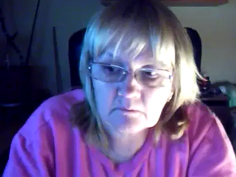 Snapshot of Violet5364 chatting on 02-26-25, 09:37 Violet5364 online show from 02-26-25, 09:37