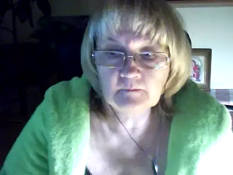 Snapshot of Violet5364 chatting on 11-02-25, 03:03 Violet5364 online show from 11-02-25, 03:03