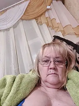 Snapshot of Violet5364 chatting on 01-18-26, 09:07 Violet5364 online show from 01-18-26, 09:07