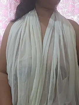 Snapshot of Jassi_Does chatting on 11-10-25, 08:02 Jassi Does online show from 11-10-25, 08:02