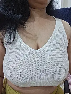 Jassi Does online show from 07-22-26, 09:06