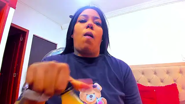 Snapshot of emma_purple_ chatting on 01-14-26, 05:29 emma purple online show from 01-14-26, 05:29