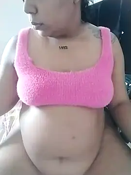 Snapshot of emma_purple_ chatting on 02-27-26, 05:57 emma purple online show from 02-27-26, 05:57