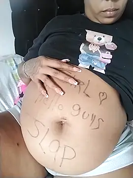 Snapshot of emma_purple_ chatting on 03-09-26, 06:45 emma purple online show from 03-09-26, 06:45