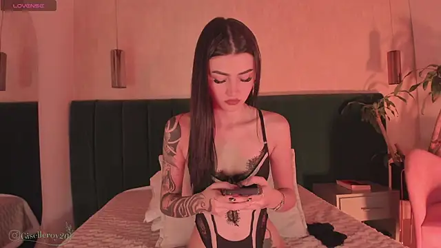 Giselle royy online show from 06-25-26, 01:26