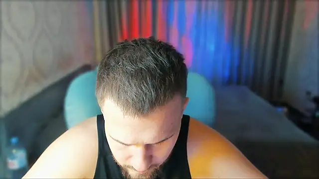 Vladik b online show from 02-10-26, 06:12