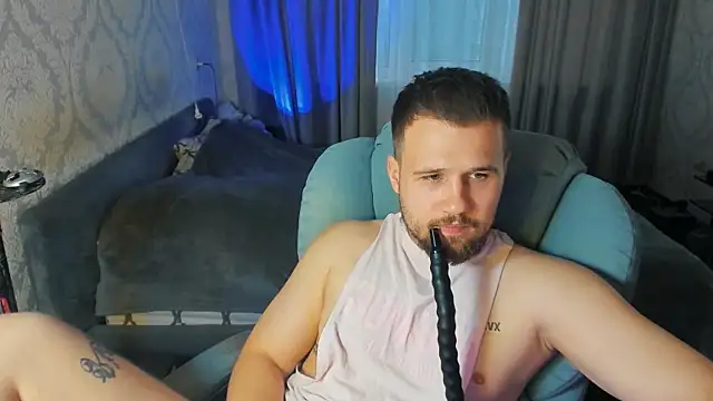 Vladik b online show from 06-12-26, 06:07