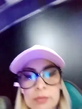 CandieGilson   online show from 09-11-25, 10:37