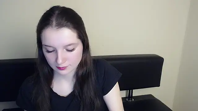 Snapshot of _AnissaQuinn_ chatting on 02-11-25, 10:04 AnissaQuinn online show from 02-11-25, 10:04