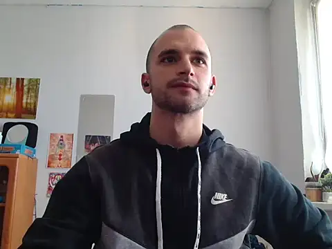 OskarBreno online show from 04-28-26, 11:48