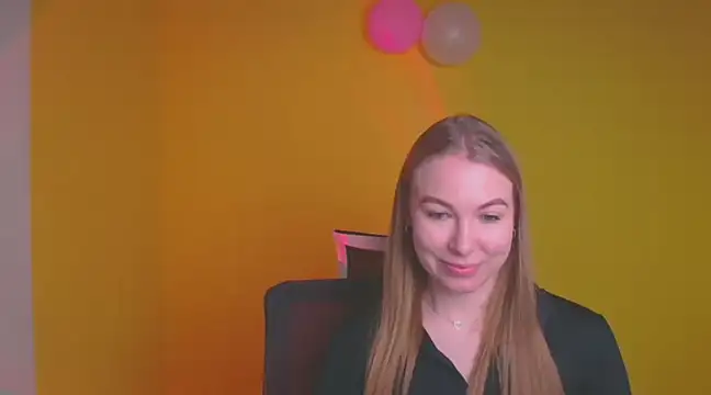 Snapshot of Dana_flowers chatting on 02-20-25, 03:30 Dana flowers online show from 02-20-25, 03:30