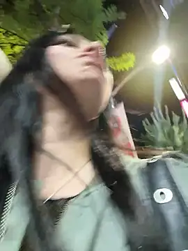 lunalovelee online show from 10-01-25, 02:12